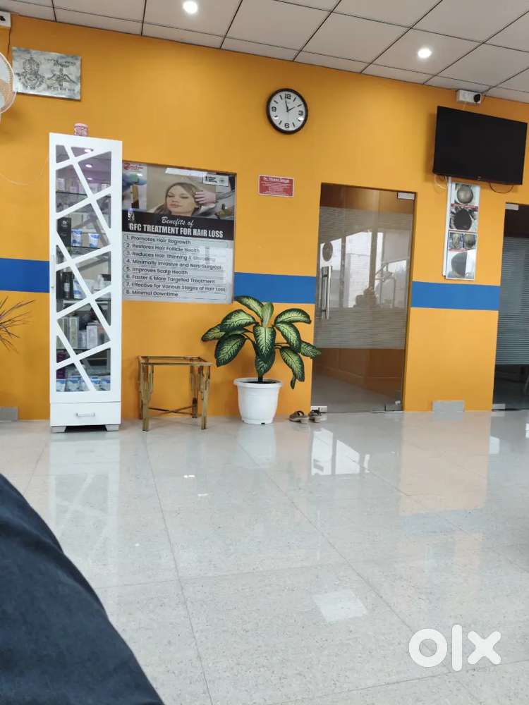 Urgent required a female reception staff