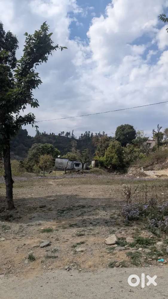 Farmhouse land for sale near Garhi cantt