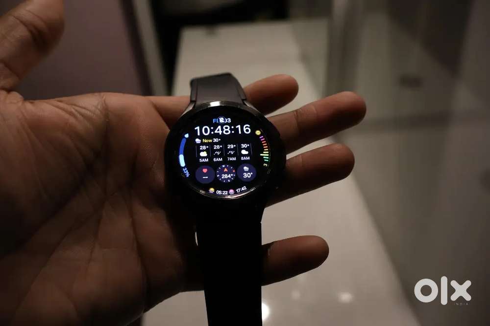 Samsung Galaxy Watch4 Classic 46 mm  Rotating Bezel  Great Condition