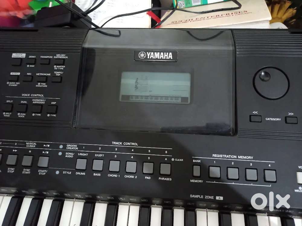 Yamaha Paino PSR-E463