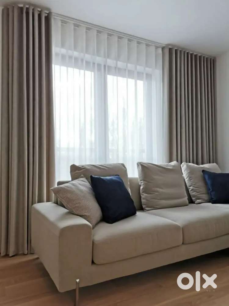 Curtain shop vecancy