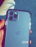 I phone 11 pro scratch less display change but original