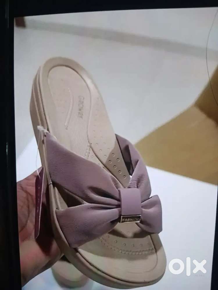 Job available at shoe godown