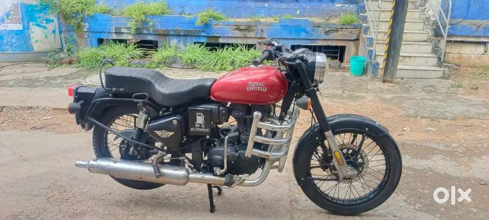 Electra 350 bs6 vehicel red colour low reading vehicle good condition