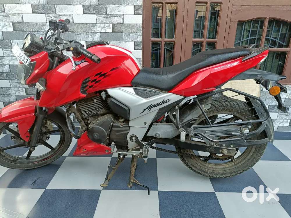 TVS Apache 160 4V in Excellent Condition