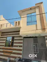 Holy Ganges School के पास 600 फुट में सुंदर 3 रूम सेट मकान उपलब्ध