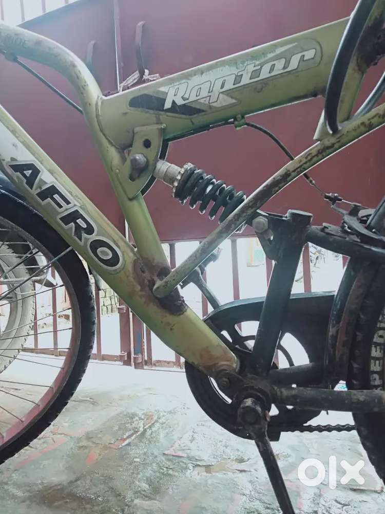 Cycle bahot acchi condition mein hai aur kam paise me bhi
