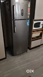 Whirlpool 310 Litre fridge