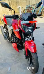 Single hand used vehicle