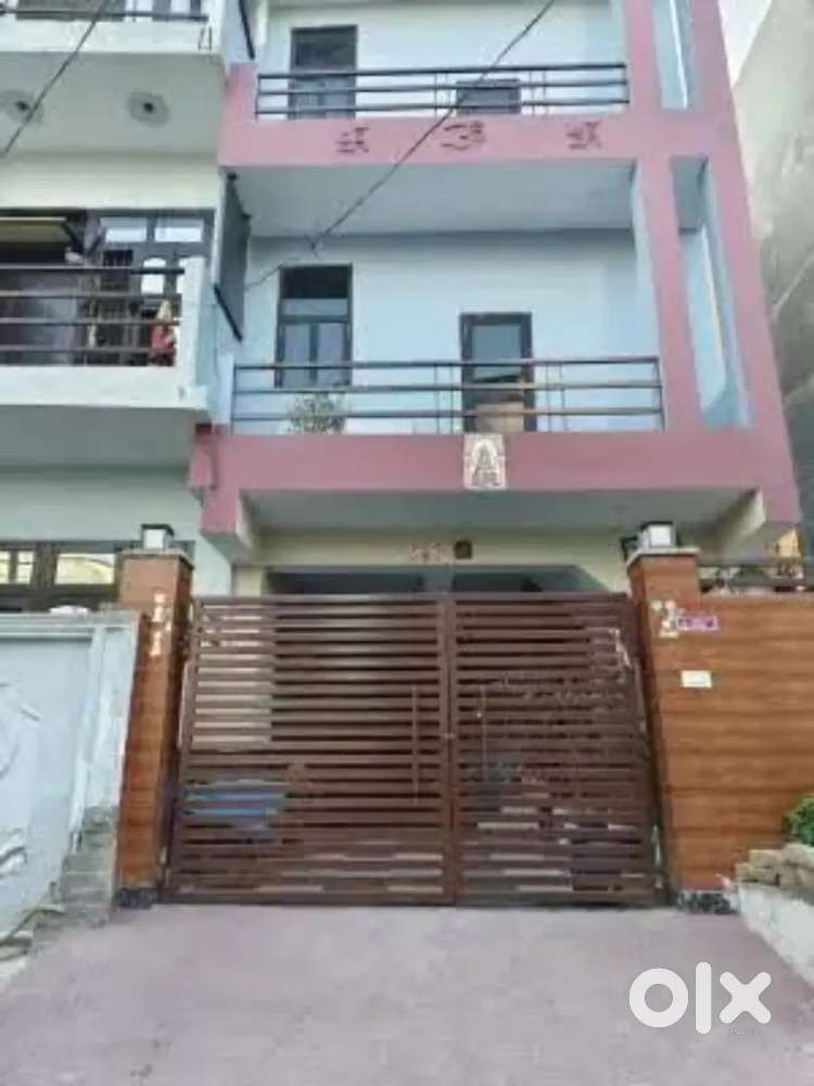 Urgent need room partner only 5000 each 2500
