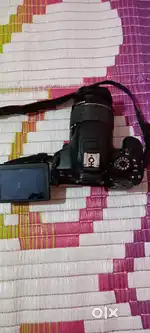 Canon EOS 700d selling now