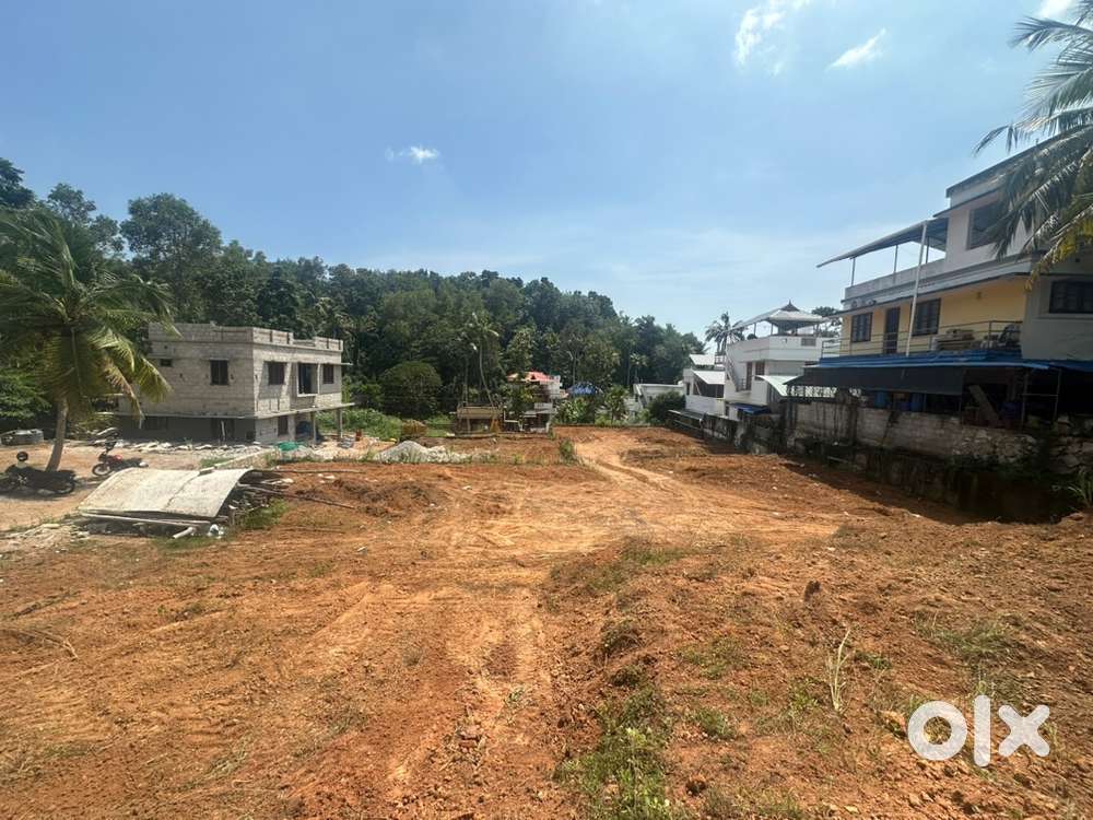 വിളപ്പിൽ പഞ്ചായത്തിൽ 4 സെന്റ് സ്ഥലം വില്പനക്ക്