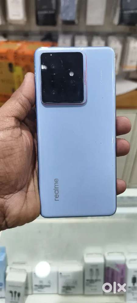 GT7 8gb256 3month old