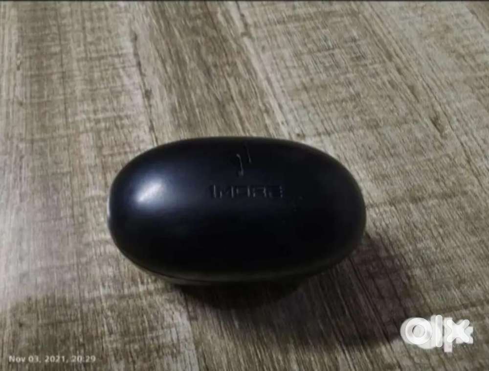 1 More Bluetooth Earphones