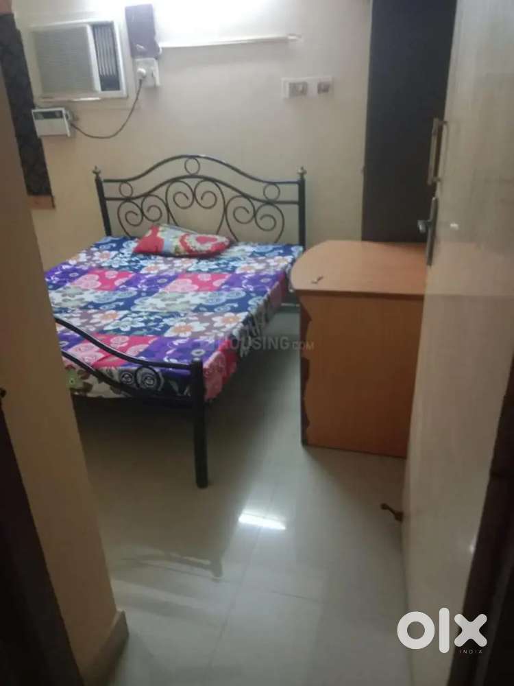 Nungambakkam  near valluvarkottam 1 br. Furnished house 18k
