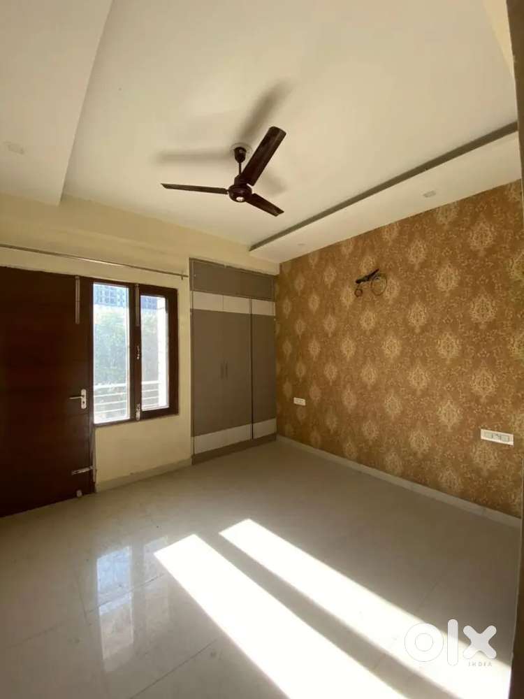 3Bhk urgent for sale metro town peermuchlla