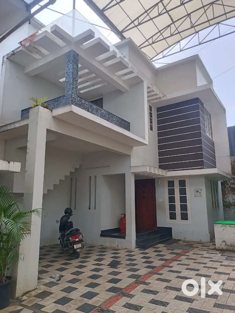 3 BHK Furnished House for Rent at Vennala – ₹20,000 (Negotiable)