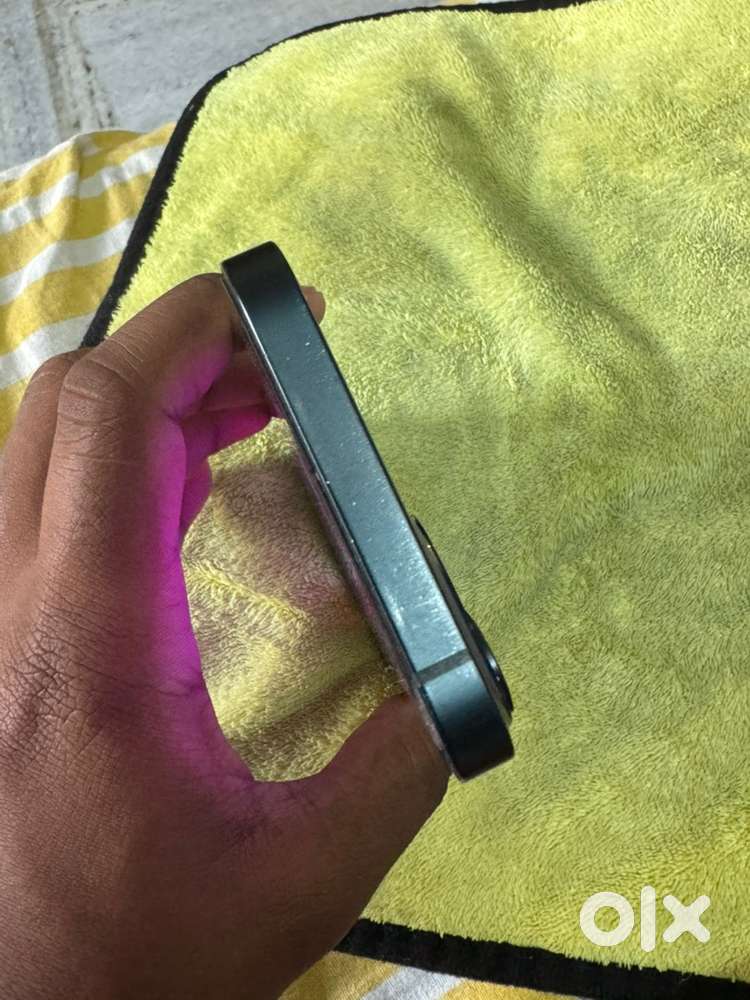 Iphone 13 no scratches