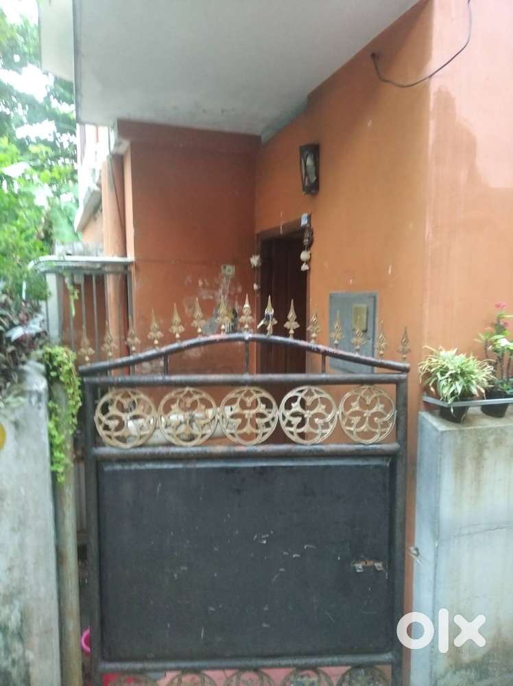 3.1 CENTS WITH HOUSE FOR SALE @ VAHUTHACAUD C.L. 9O.37,9199 `--0--7