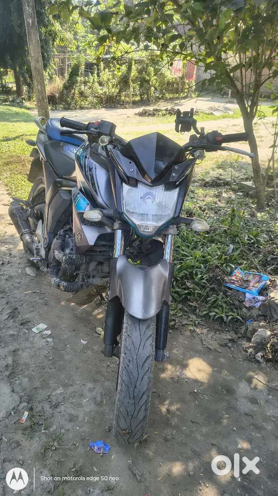 Urgent sell yamaha fz v2 good condition