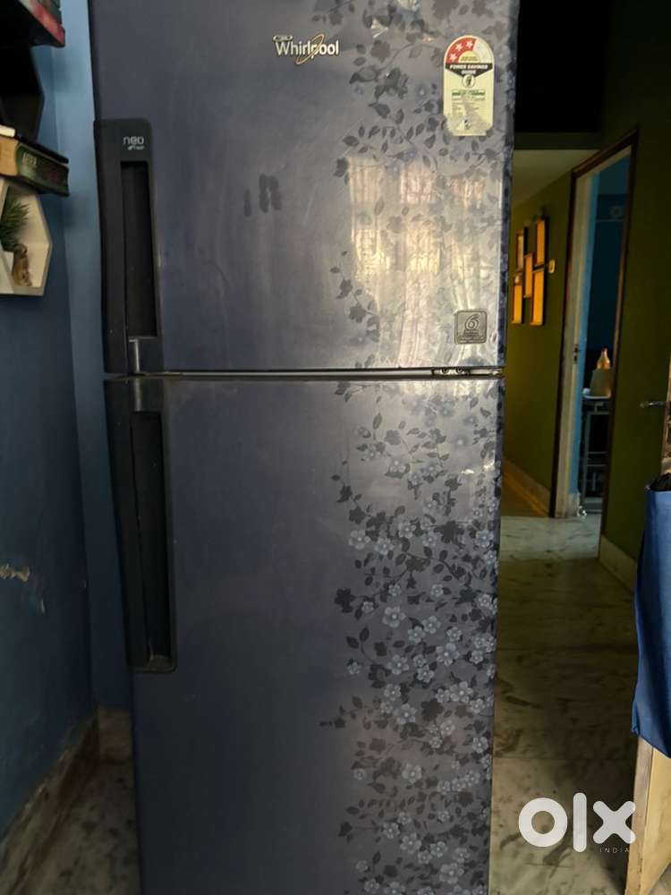 Whirlpool Double-Door Frost-Free Refridgerator