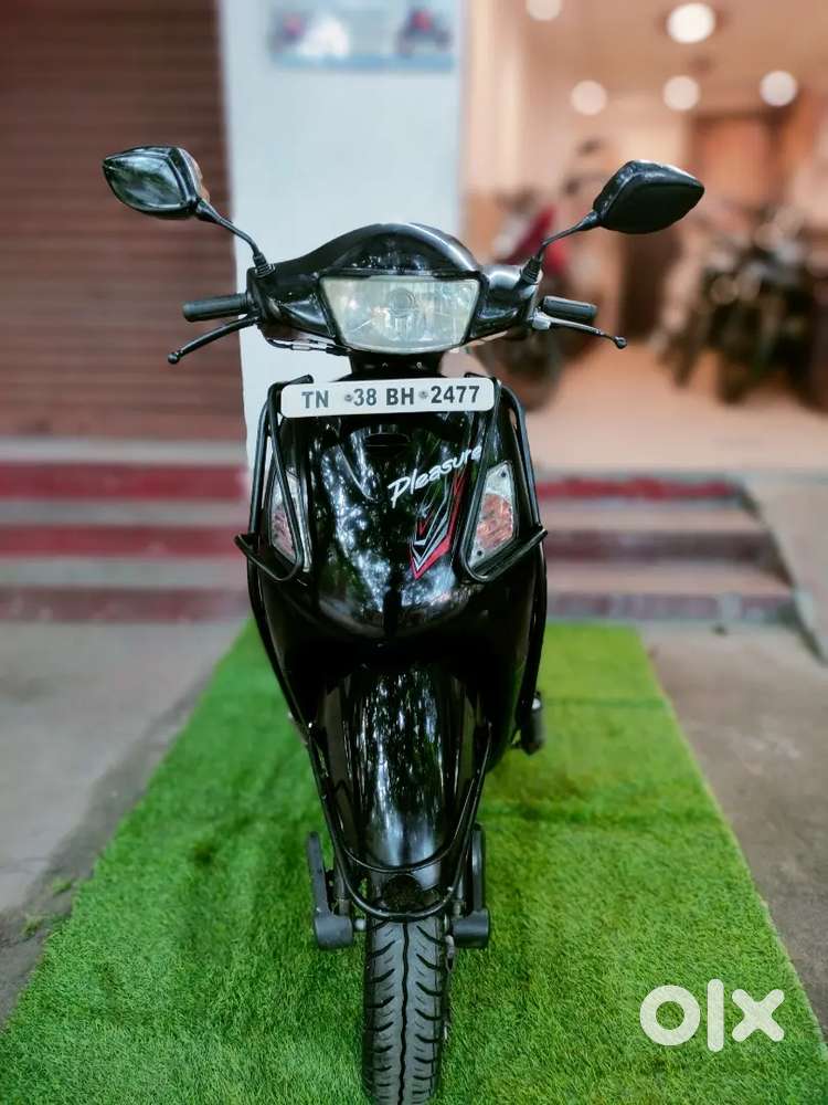 SCOOTY PLEASURE SALE