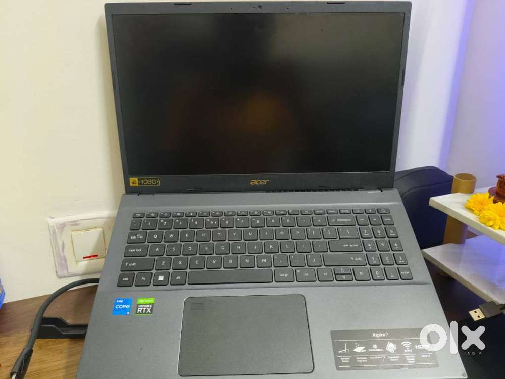 Acer Aspire 7  i51240p  RTX (URGENT SELL!!)