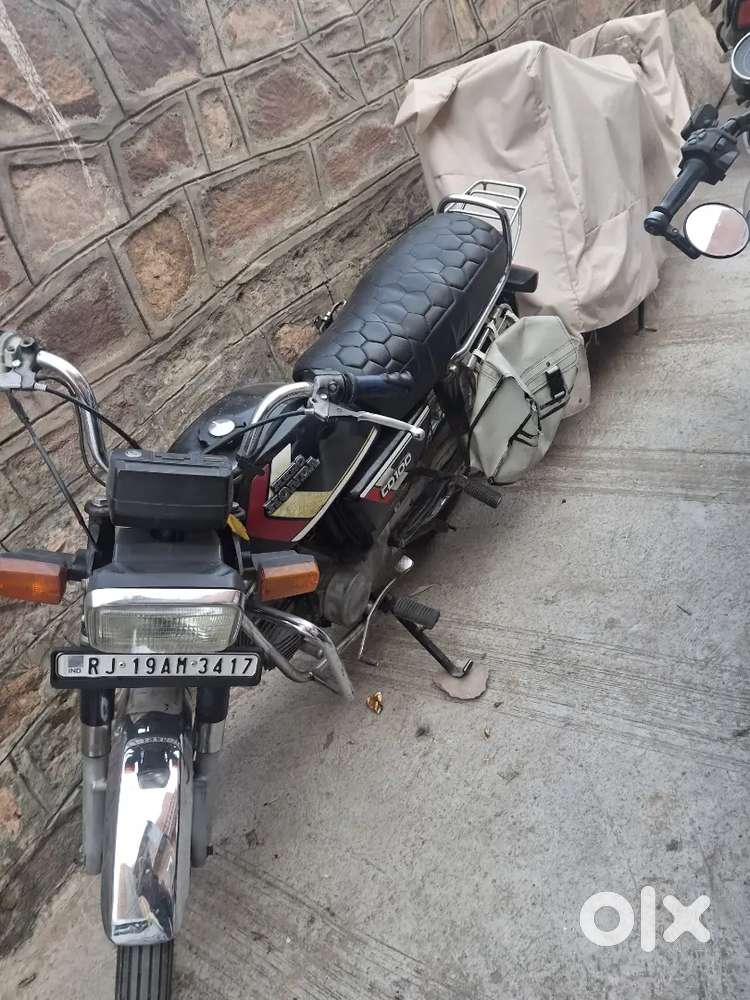 CD 100 FOR SELL GOOD CONDITION WITH REGISTRATION