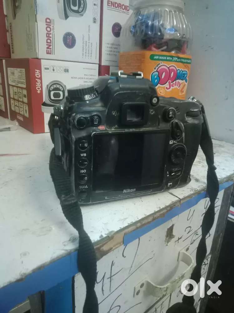 Nikon d7000   A one condition  fix price 17000