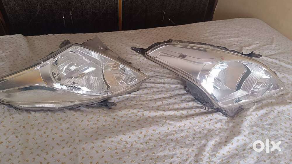 Maruti Baleno  front head lamp delta model 2015-19