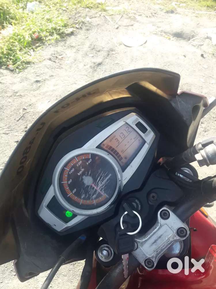 Gaadi Best Condition main Hai