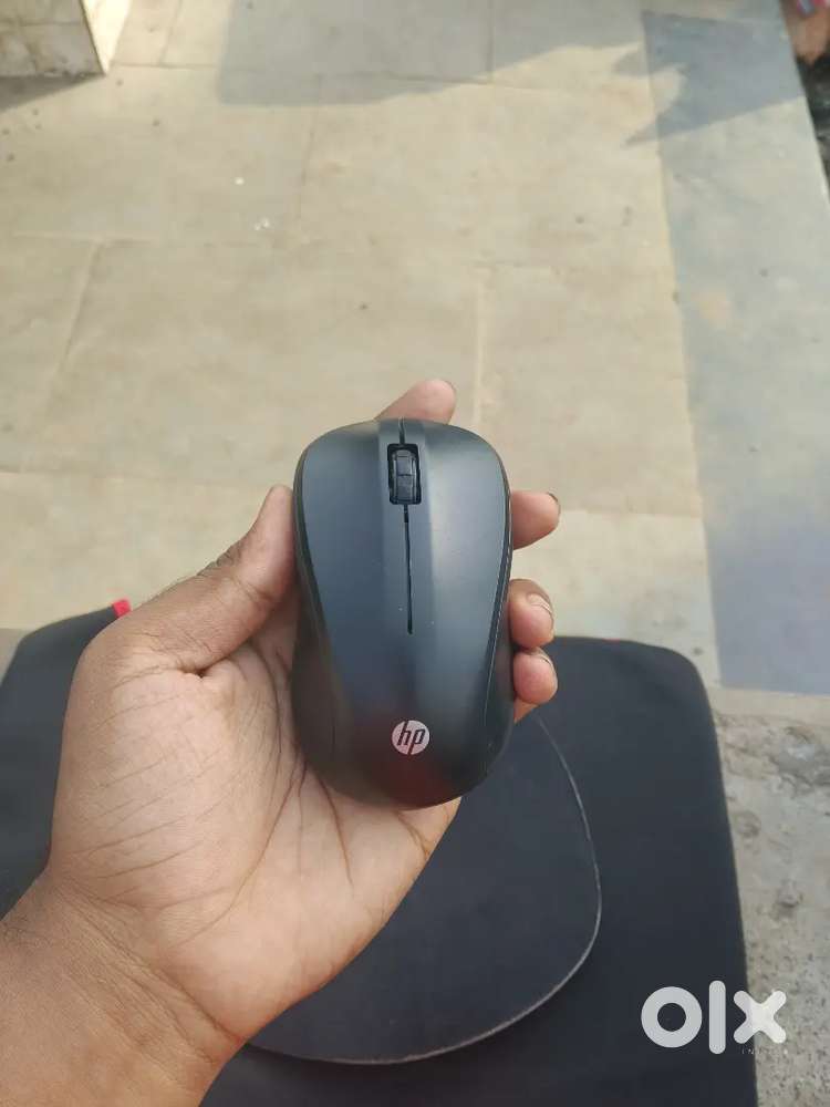 Hp wireless mouse with pad and laptop bag 15.6inch bag