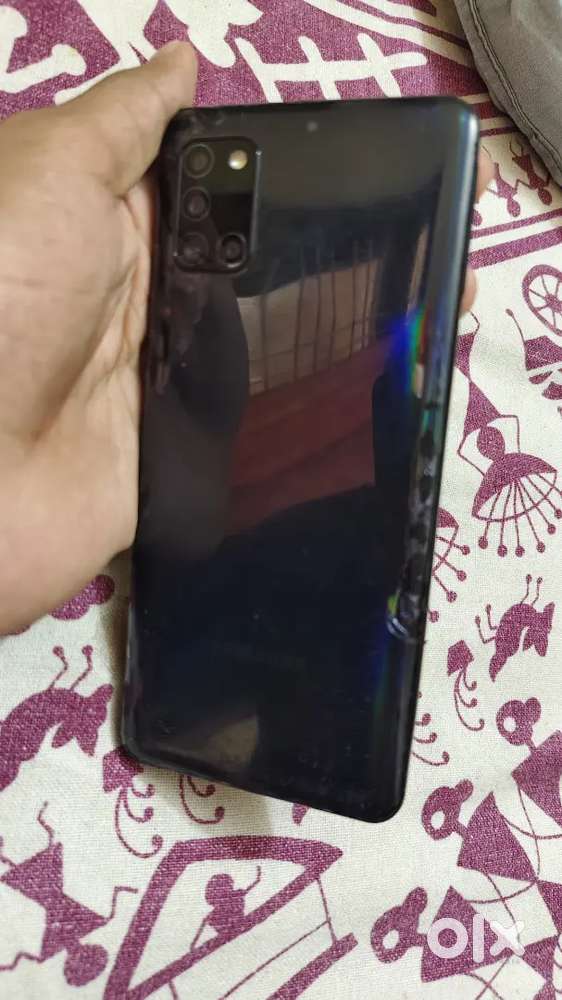 Samsung A31