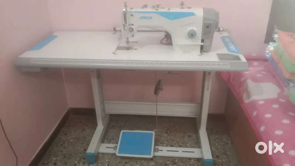 Sewing machine jack f5 model