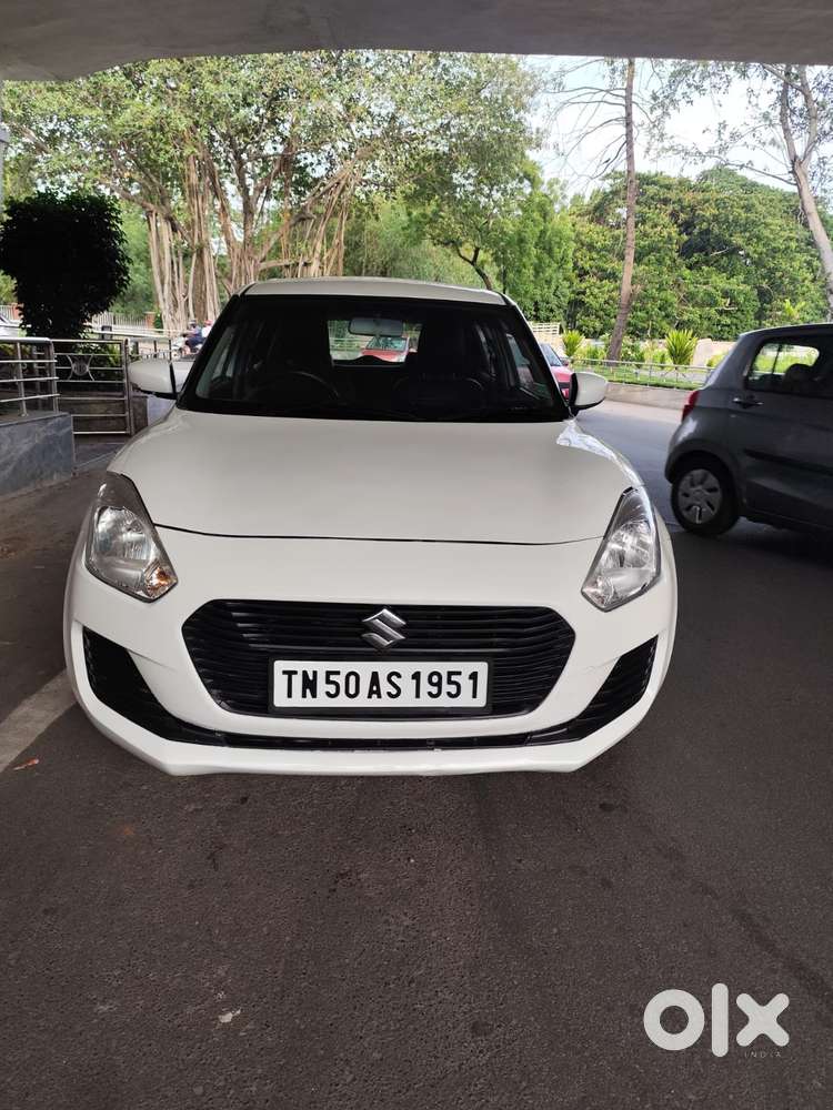 Maruti Suzuki Swift VXi + Manual, 2019, Petrol