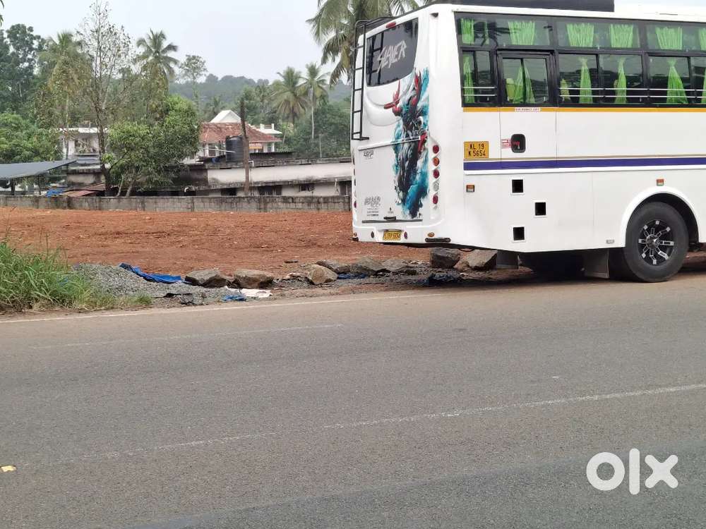 17 cent High way Commercial plot for sale