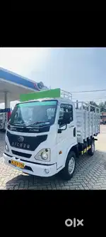 Eicher 2049