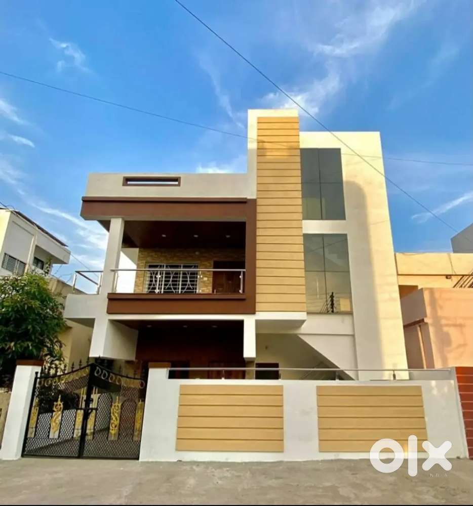 Room for female student or female working professional