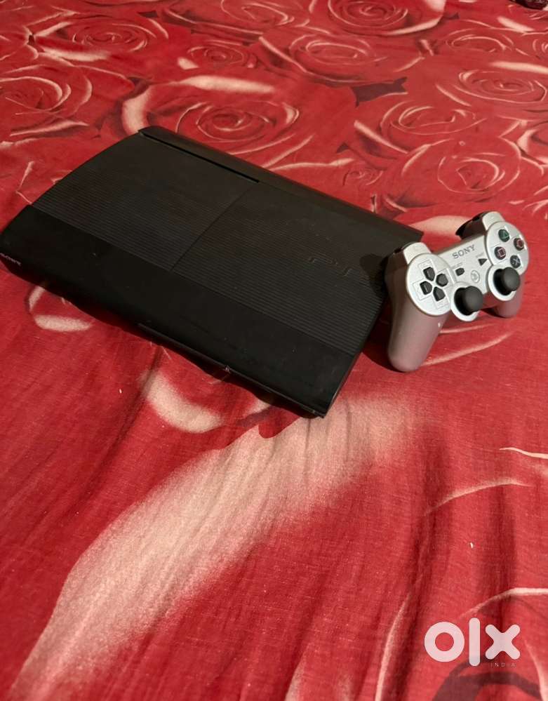 PS3 SUPER SLIM 223GB WITH 7 GAMES(NO COURIER)