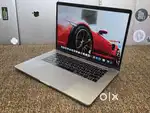 Apple Macbook Pro  2018  i7/16/512GB/5.5gb GFx 15inch Retina Display