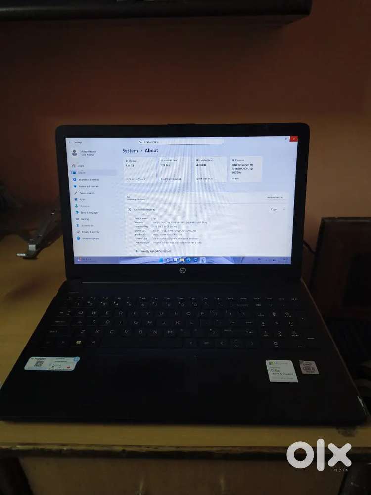 Hp laptop for sale (15-di2000TU)
