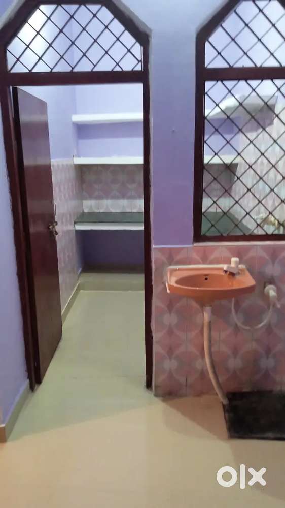 2 Room 1 Bathroom 1 Kitchen room for rent