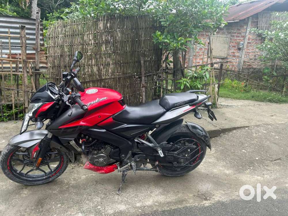 Bs6 ns200 top notch condition