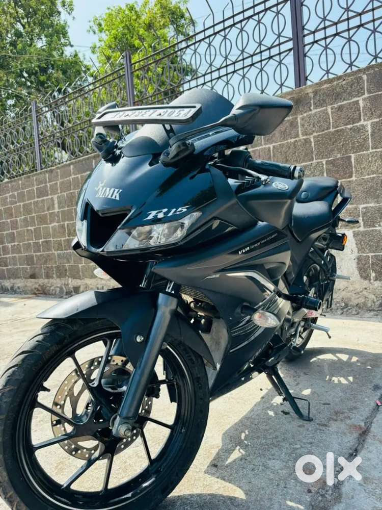 R15 v3 first owner (2020)model