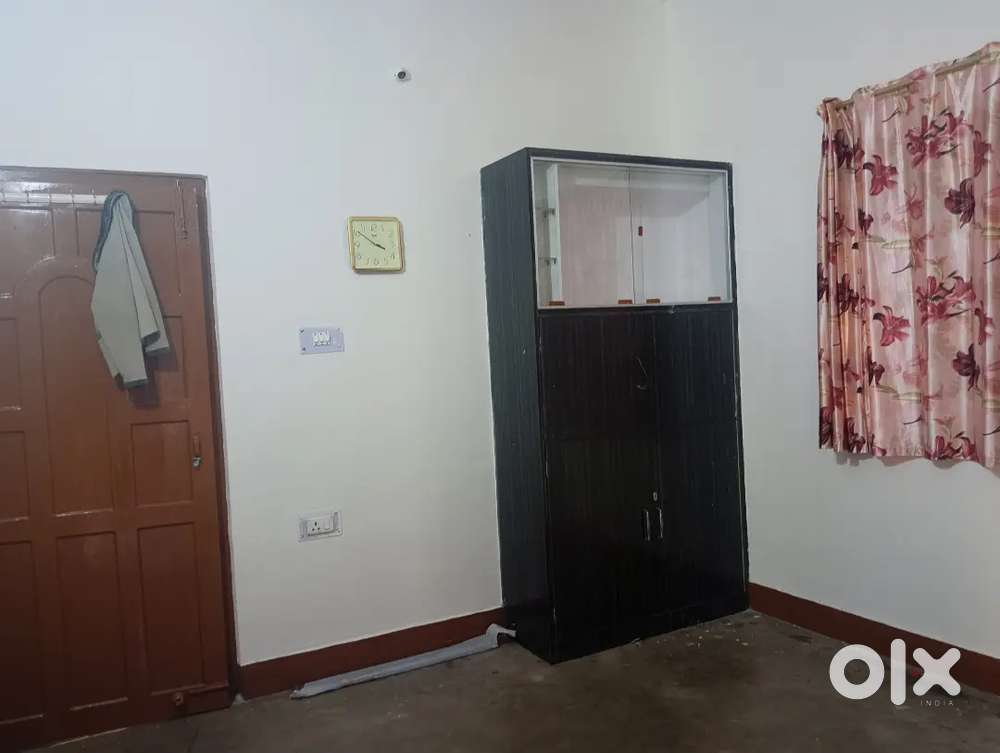 HOUSE FOR RENT,2BHK,FOR FAMILY