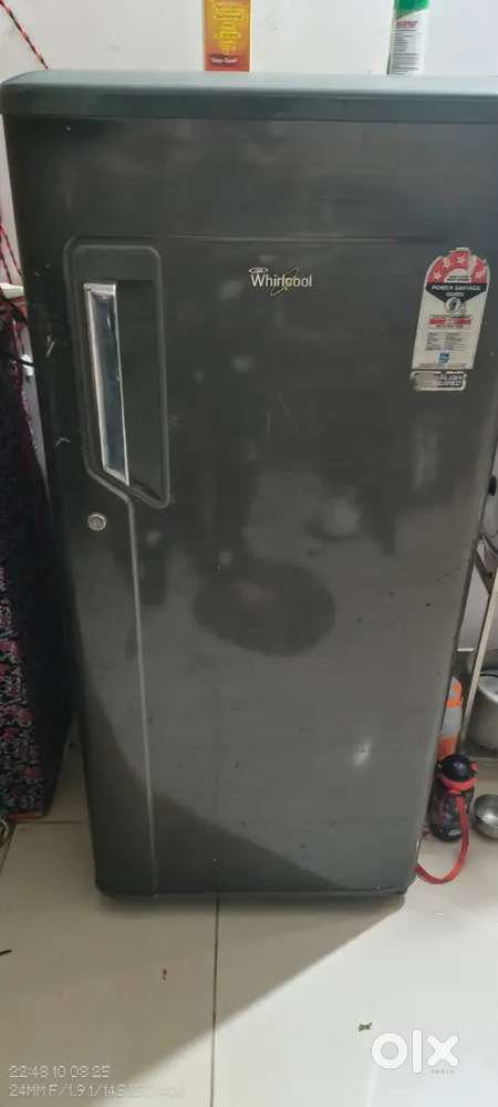 Whirlpool fridge 190 L