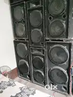 Dj 15 inch 500 watt 2 box hai aur 12 inch 300 watt 4 box hai