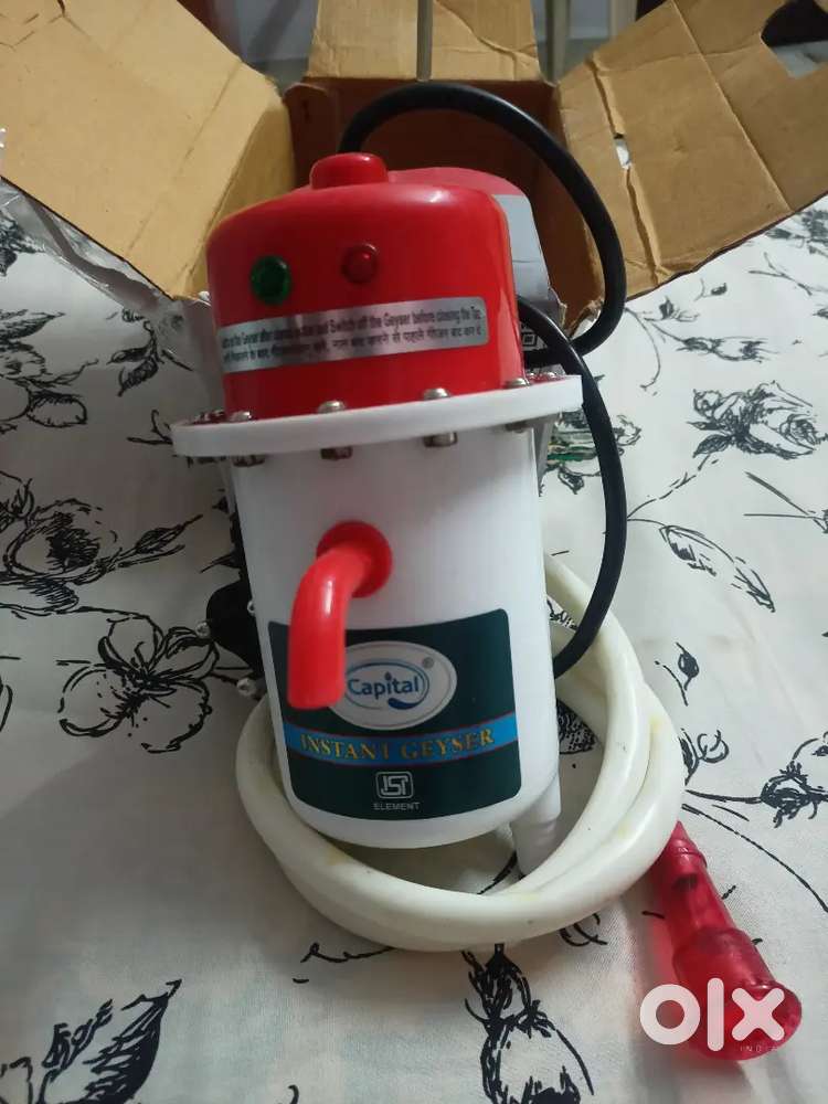 Instant water geyser 1L  Portable electric water heater with auto cut