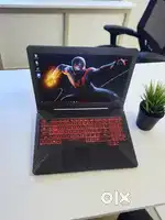 Selling Asus gaming laptop - i5 8th gen - 1 TB HDD - 256 GB SSD