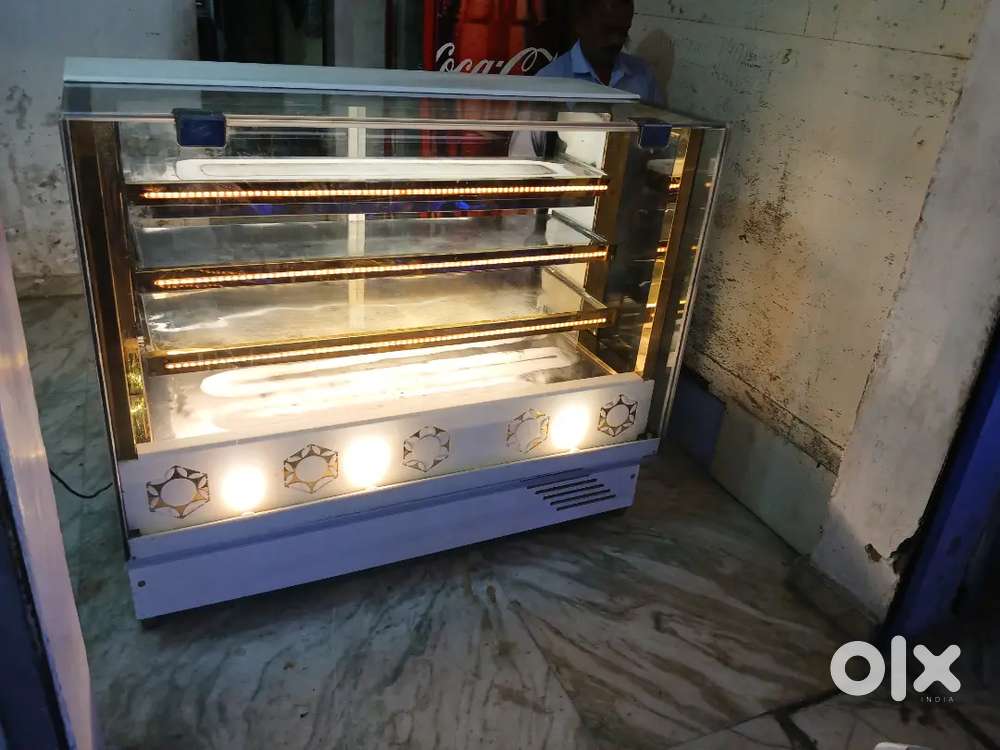 5 fitta ac colling sweet and backery counter